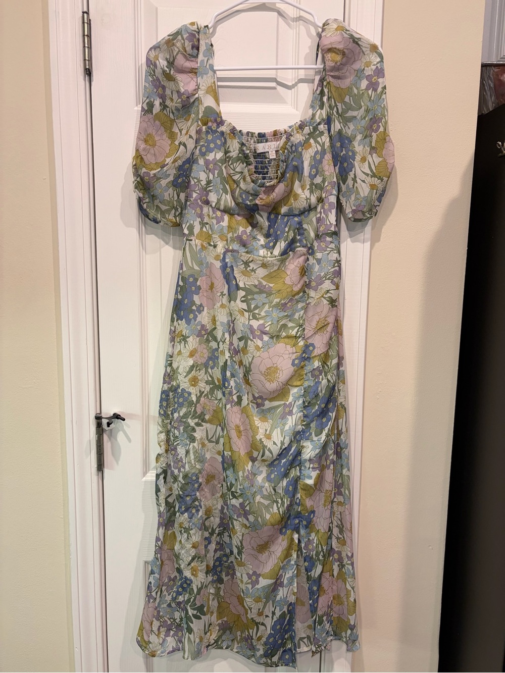 Karlie Pastel Floral Puff-Sleeve Midi Dress in Pink, Blue, Green